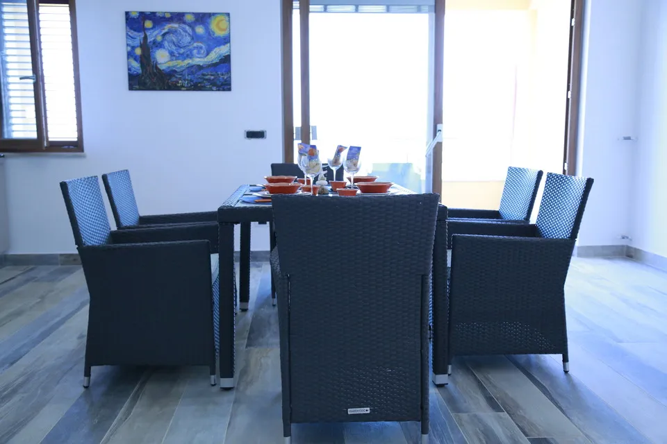 Side view of the kitchen table